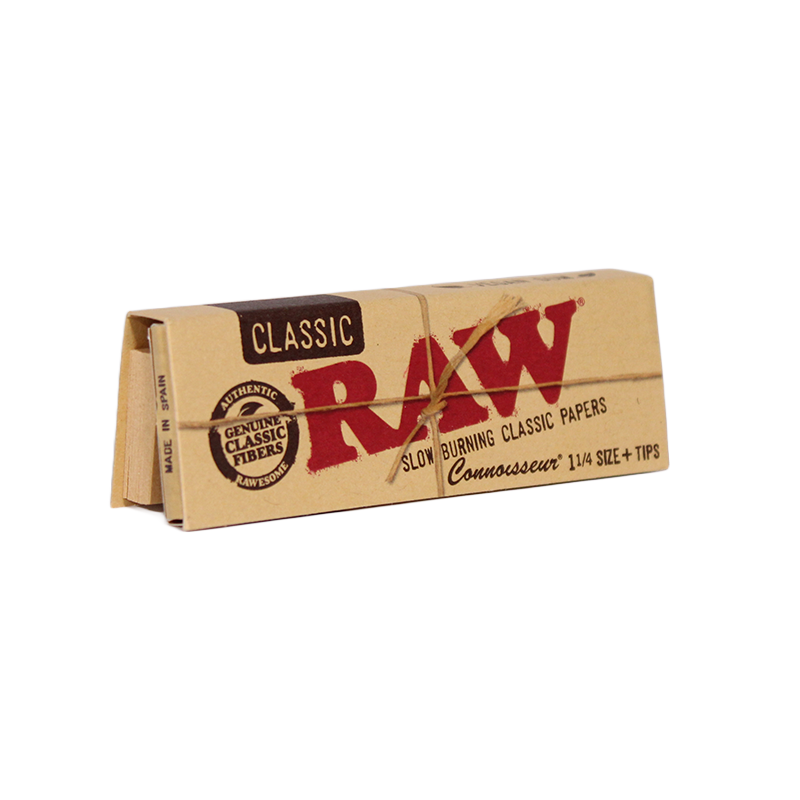 RAW Classic Connoisseur 1¼ Rolling Papers and Tips