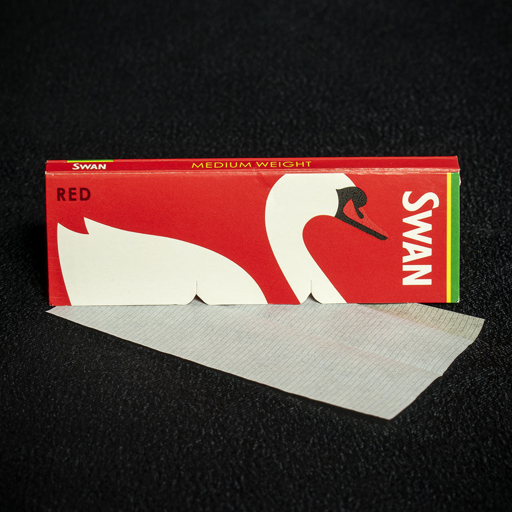 Swan Red Regular Rolling Papers